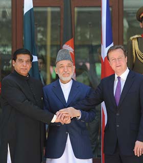 افغانستان و پاکستان گفتگوی صلح را از سر می گیرند