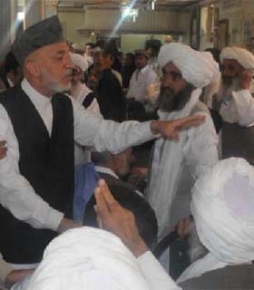 حامد کرزى: حملات انتحارى در نيمروز کار انسانى و مسلمانى نيست