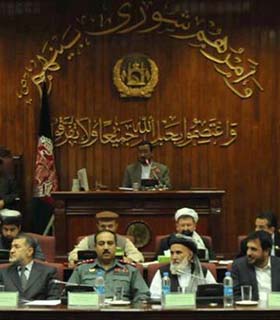 پارلمان به نامزدان وزارت های دفاع  و داخله و ریاست امنیت ملی رای اعتماد داد