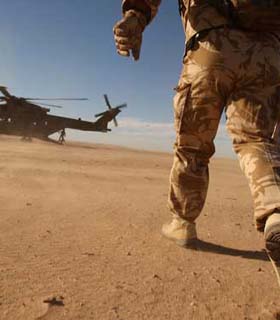 استقبال وزارت دفاع از ادامۀ حضور سربازان امریکایی در افغانستان