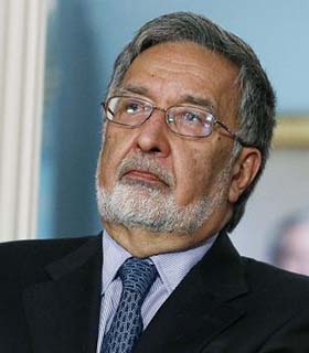 وزیر امور خارجه: بخاطر جلوگیری از حملات راکتی پاکستان به یک تصمیم ملی نیاز است