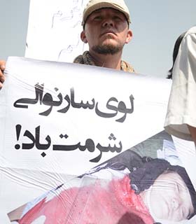 تظاهرکنندگان: به پرونده شکیلا رسیدگی کنید