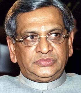  اس. ام. کرشنا: با کاهش سربازان امریکایی نباید یک خلاء  در افغانستان به میان آید