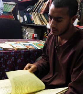 به انتحارکنندگان بازداشت شده، قرآن درس داده می شود
