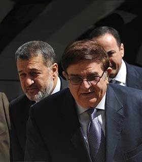 رئیس جمهور وزاری سلب اعتماد شده دفاع و داخله را به عنوان سرپرست معرفی کرد