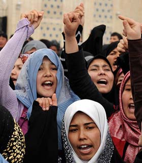 امریکا: زنان افغان نباید از عرصهء سیاسی کنار زده شوند 