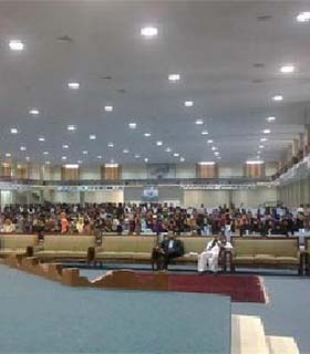 روز دوم لویه جرگه جوانان با تشنج همراه شد